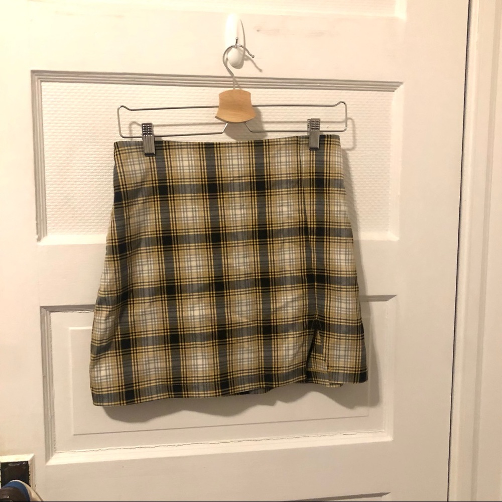 Yellow and black plaid skirt